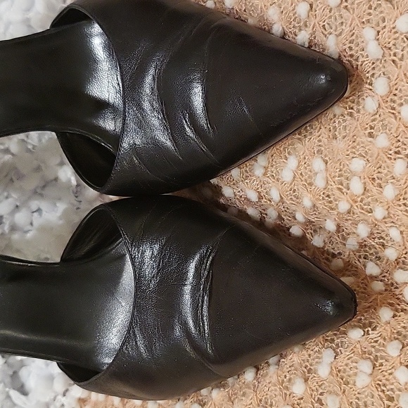 Colin Stuart heels - Picture 3 of 16